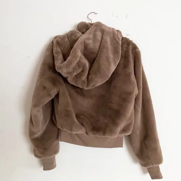 Alo Yoga Faux Fur Foxy Jacket Toasted Almond S - Image 12