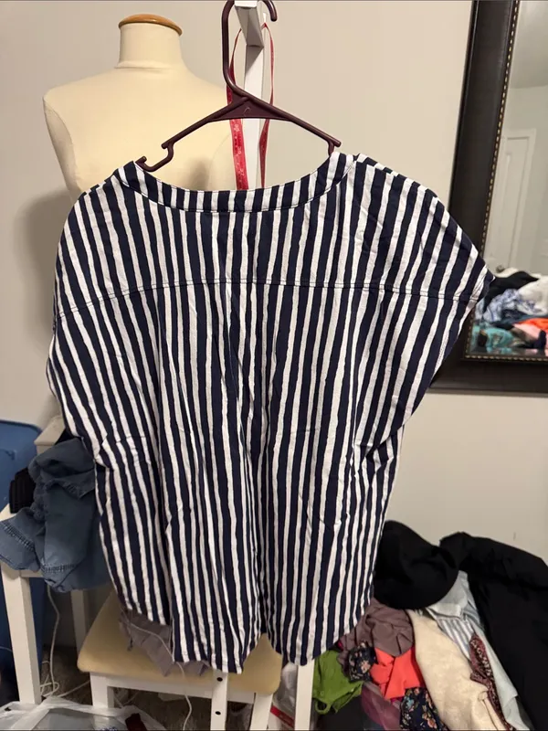 Jones New York Navy & White Vertical Stripe Short Sleeve Top - Image 3