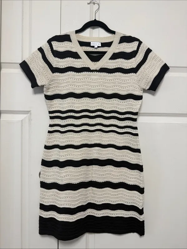 Striped V‑Neck Knit Mini Dress in Cream and Black - Image 3