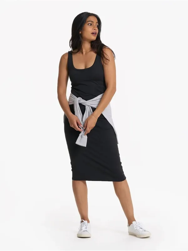 NWOT Vuori Halo Essential DreamKnit Midi Dress Black M - Image 2