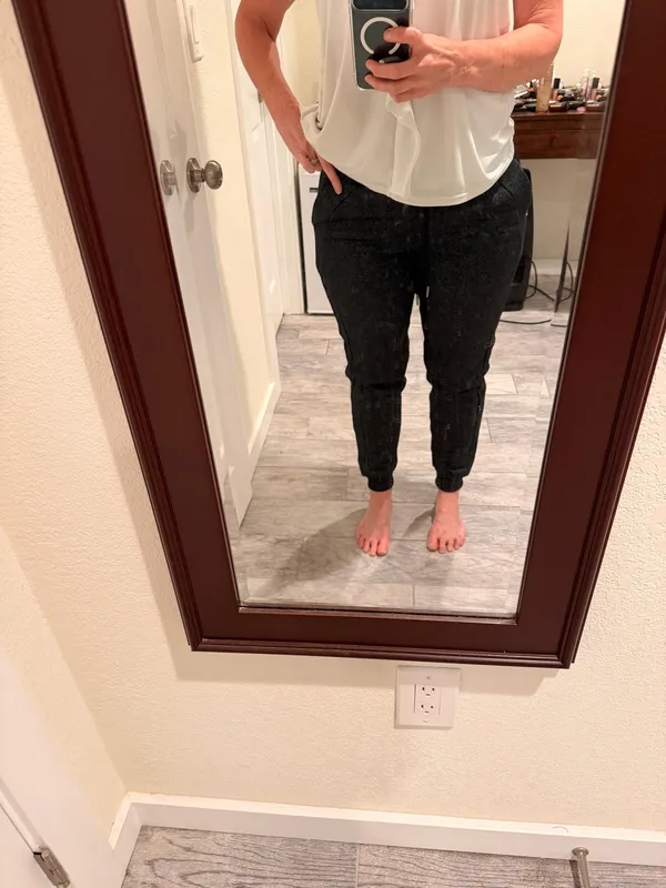 Lululemon scuba sparkle black size 8 - Image 10