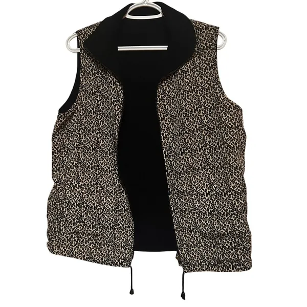 Reversible Vest Women's Black Side/Animal Print Side with‎ Pockets Size Unknown - Image 4