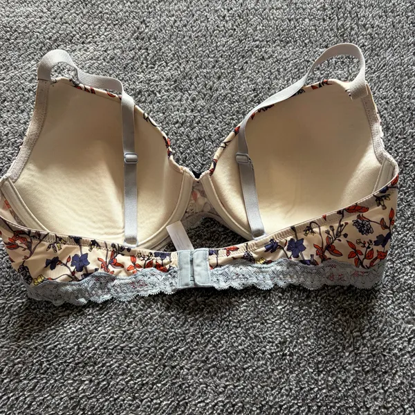 Adore Me Womens 38C Floral Print Lace Trim Bra Lightweight T-Shirt Underwire Bra - Image 6