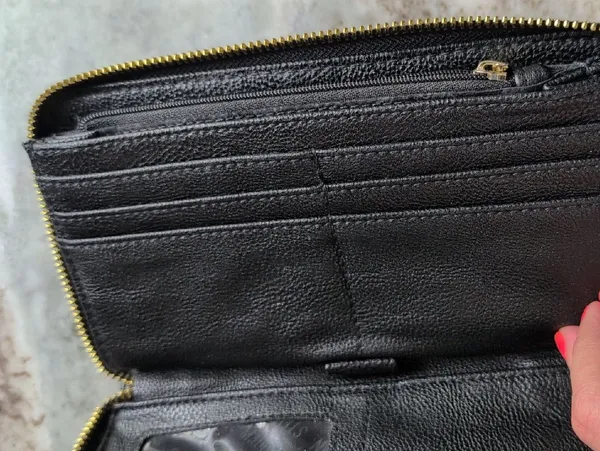 Steve Madden Black Wristlet Wallet - Image 8