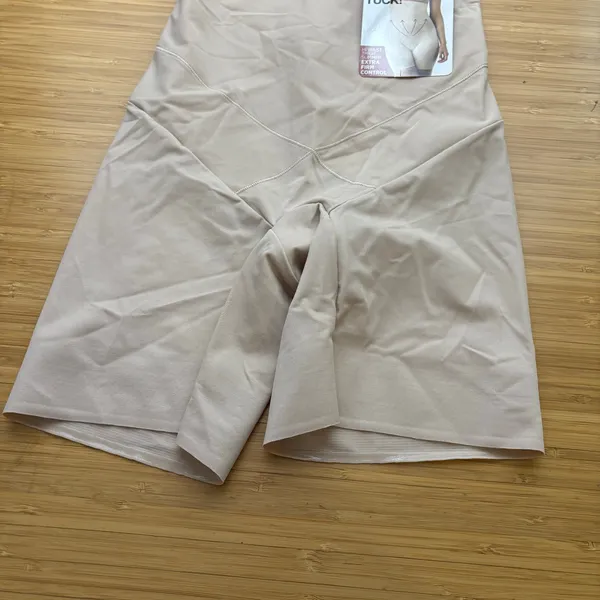 Miraclesuit Beige High Waist Tummy Tuck Thigh Slimmer Shapewear Small - Image 4