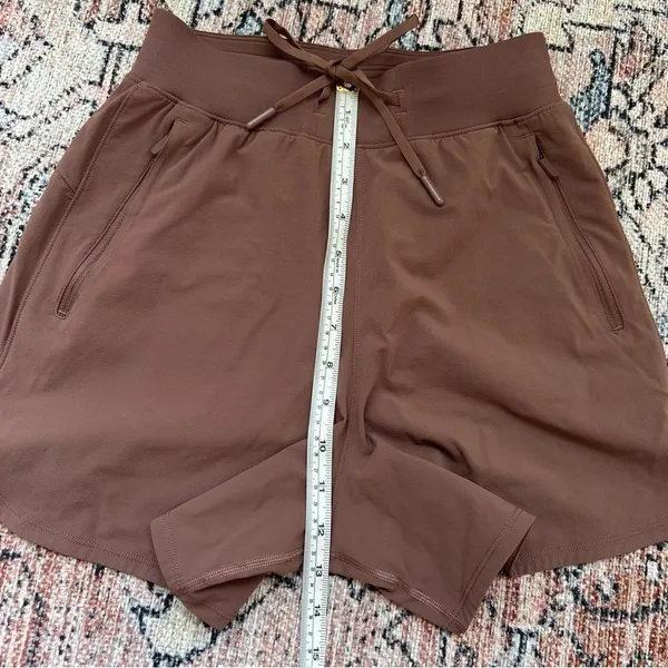Lululemon License to Train High-Rise Short 4" in Dark Oxide Size 2 Brown Taupe - Image 8