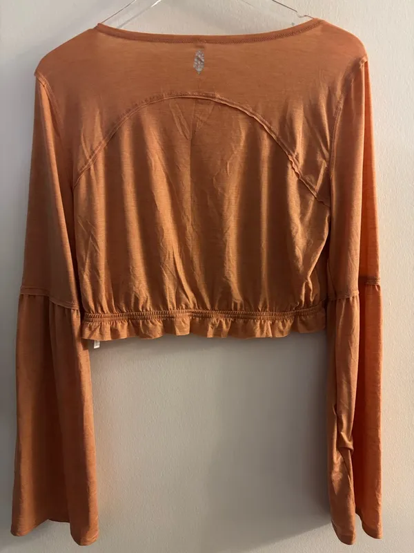 NWT Free People Movin on up Bell Sleeve Size Medium - Image 3