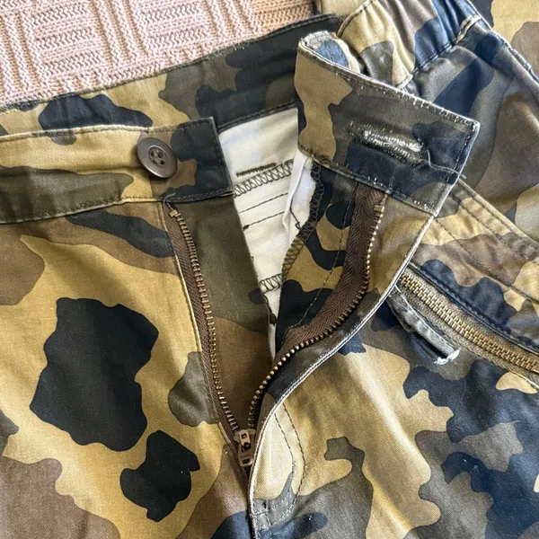 Women’s Camouflage Cargo Pants - Green Camo - Image 4