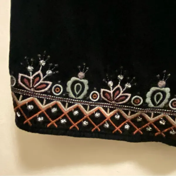 Aeropostale Womens Black Velvet Cami Tank Top XL 40” Embroidered V Neck Boho - Image 4