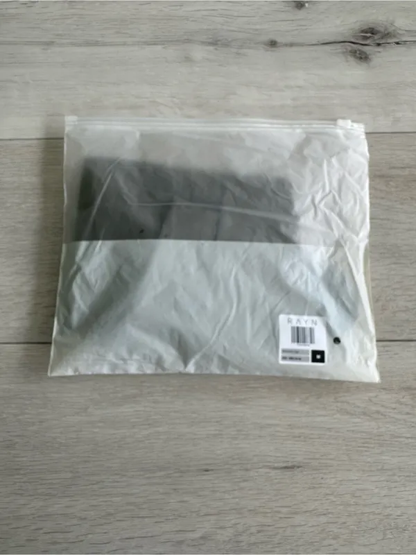 RAYN Activewear Bicycle Shorts Green Medium NWT IN PACKAGE - Image 7