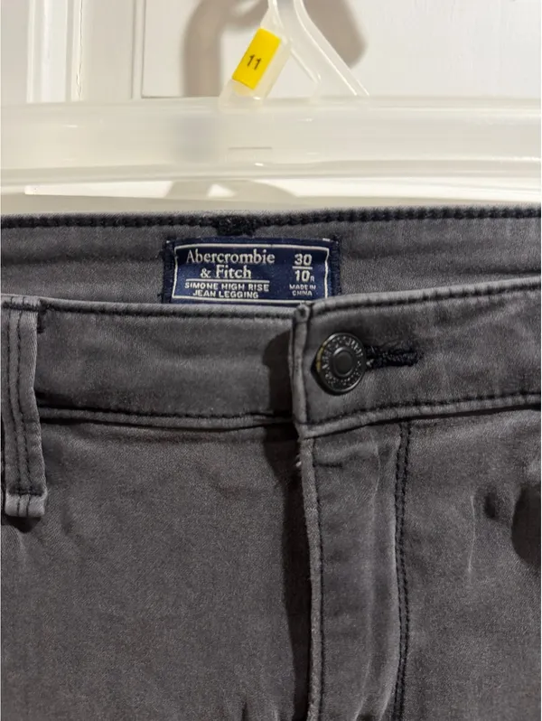 Abercrombie & Fitch Simone High Rise Jean Leggings Size 30 / 10 - Image 2