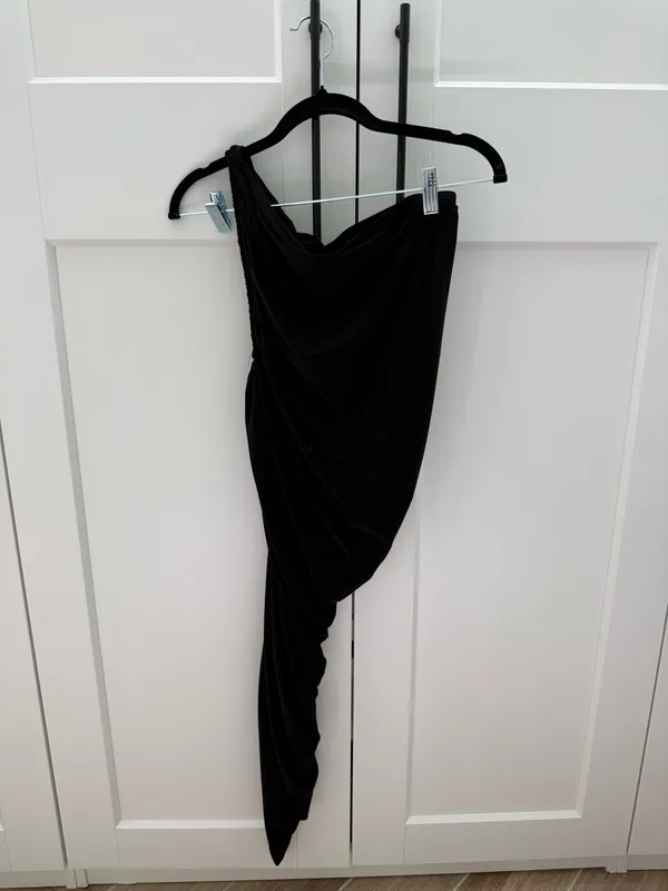 Norma Kamali Diana Gown - Image 3
