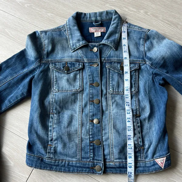 Guess Jeans Cropped Denim Jacket Womens Medium Fits Small - Image 4