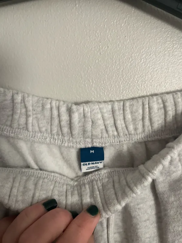Old Navy Joggers - Image 3