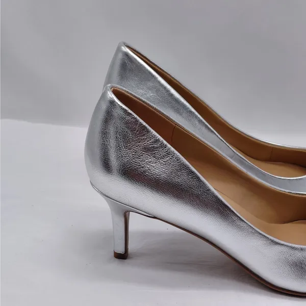 Naturalizer Women's Pumps Size 8.5M Silver Metallic Leather Pointed Toe Heels - Image 10