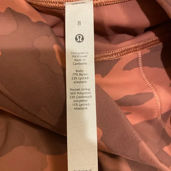 Lululemon Athletica Pink Camo High Rise Leggings Size 8 Like New - Image 8