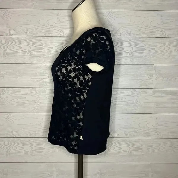 Hollister black short sleeve top with lace front Size XS Y2K preppy - Image 3
