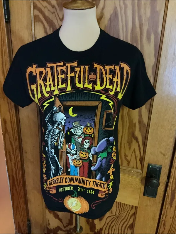 Liquid Blue Grateful Dead Trick or Treat Halloween T-Shirt Small - Image 3