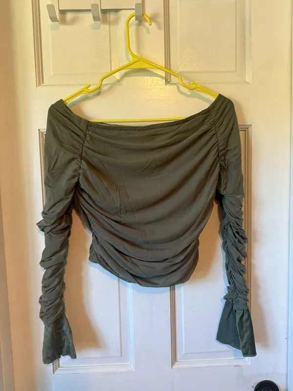 Princess Polly Moreno Off-The-Shoulder Top - Image 5