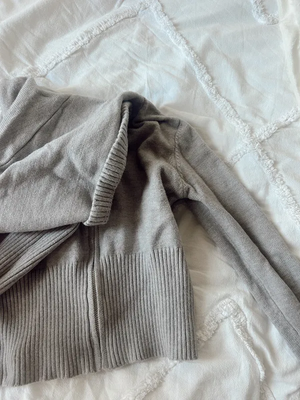Grey Zip Up Size M - Image 5