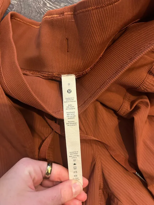 lululemon dance studio pant - Image 3
