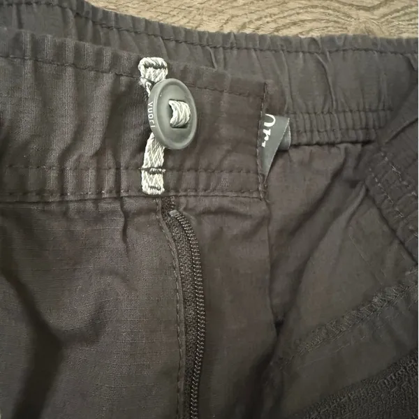 Vuori Women's Ripstop Shorts Black Size XL VW364 Organic Cotton Utility 3.5" - Image 3