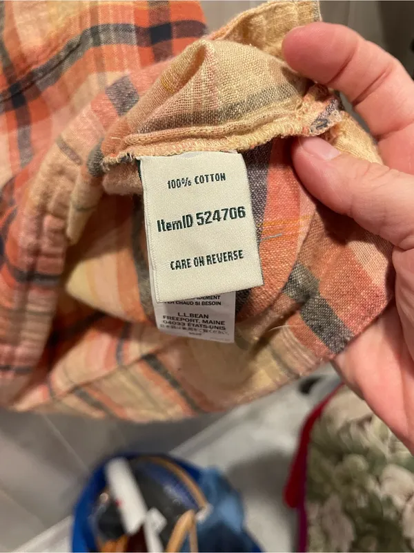 Cute cotton L.L. Bean breezy plaid henley pocket blouse classic distressed - Image 3