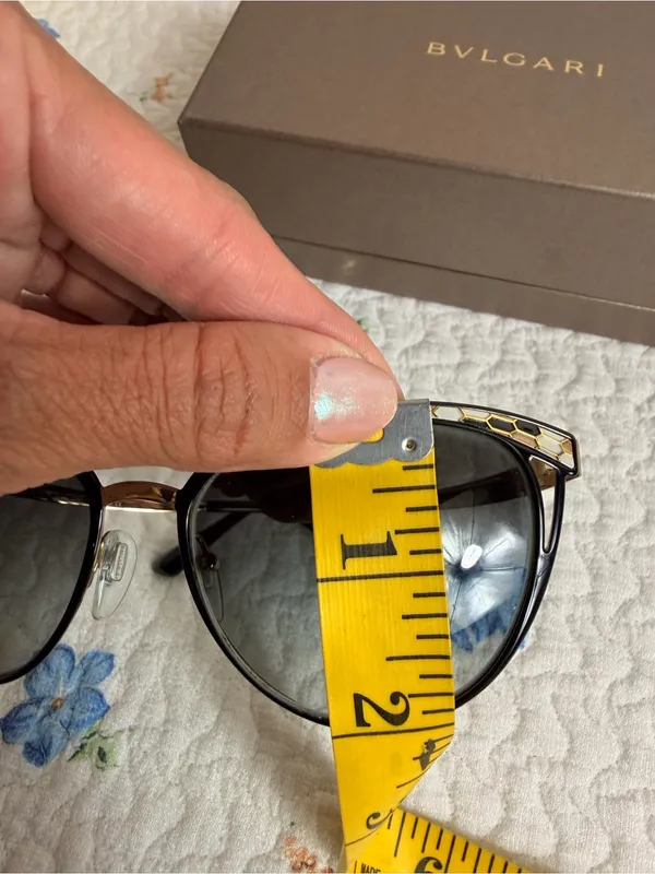 Bulgari Black and Gold Cat-Eye Sunglasses - Image 8