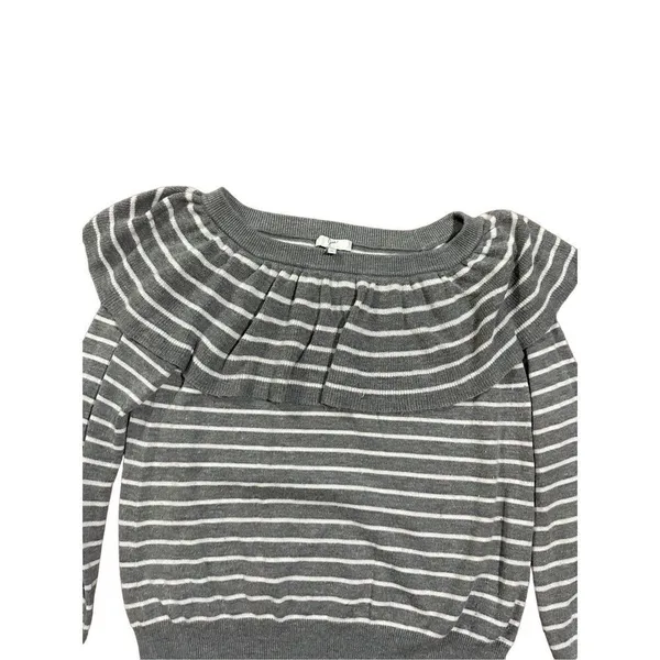 Joie‎ gray white striped ruffle sweater sz small - Image 5