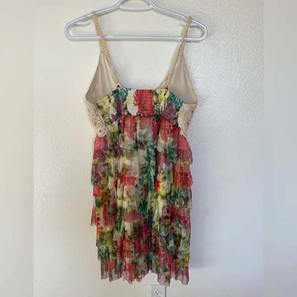 J Gee Tiered Crochet Sundress Large Tan - Image 4