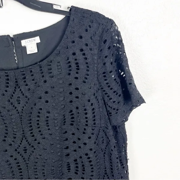 J. CREW Factory Black Eyelet Overlay Short Sleeves Blouse, Size 8 Casual Neutral - Image 9