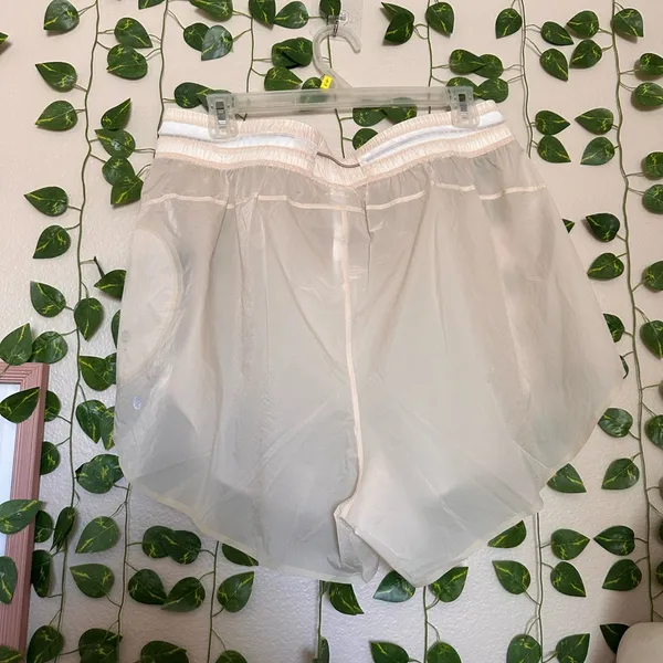 Lululemon Shorts 14 women’s casual workout athletic plus size new running gym - Image 5