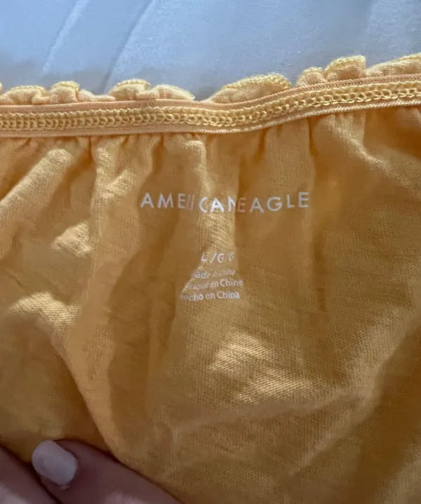 American Eagle off the shoulder Top - Image 3