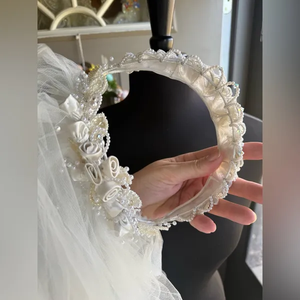 Vintage 90s rose floral crown pearl tulle layered wedding bridal veil - Image 10