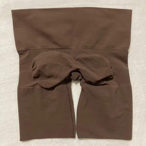 SKIMS BBL Butt Lifting Shorts M - Image 4