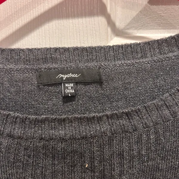 Mystree Women's Gray Soft Sweater‎ Top Size Large Whimsigoth Career Party - Image 3