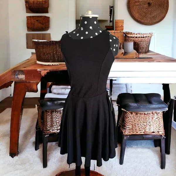 asos Womens Dress Sz 4 Black Skater Deep V Back‎ Knit Solid Short Mini - Image 3
