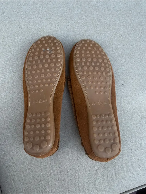 Minnetonka Brown Leather Beaded Moccasin loafers size 6 NEW - Image 5