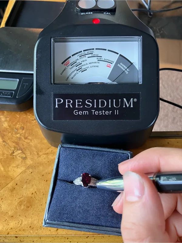 Rhodolite Garnet Moissanite Arthritis Friendly Ring Size 8 - Image 8
