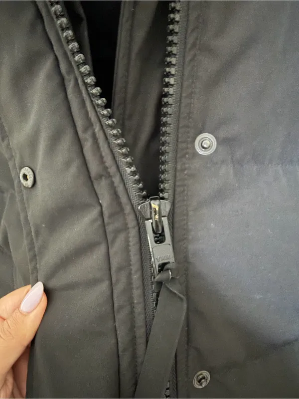Canada Goose Shelburne Hooded Down Parka - Image 8