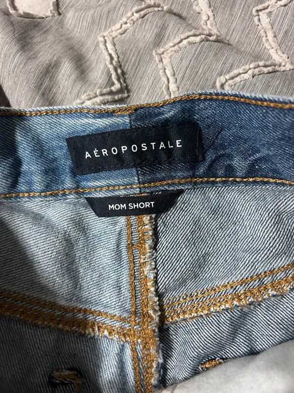 Aeropostale Shorts Denim High-Waisted mom shorts - Image 3