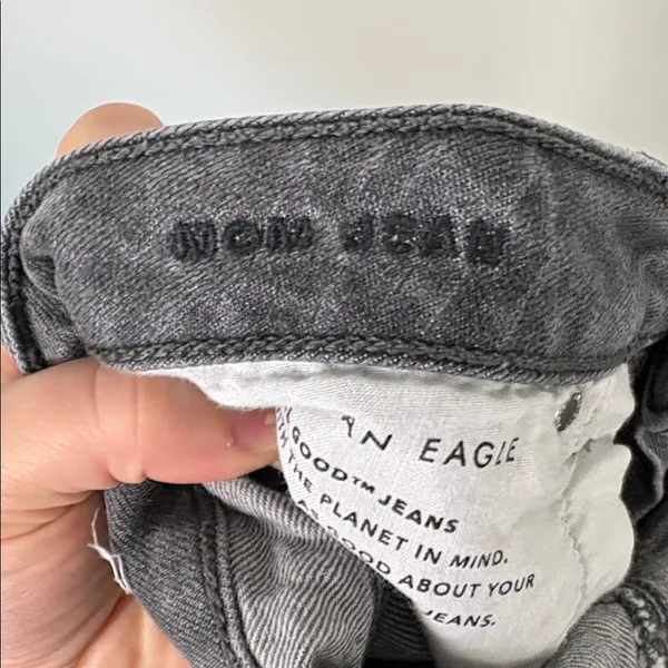 American Eagle Mom Jeans Women’s Size 4 Regular Gray Black Denim Straight Leg - Image 5