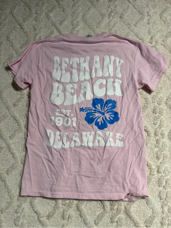 Bethany beach shirt small pink - Image 3
