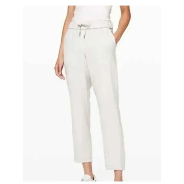 Lululemon On the Fly 7/8 Pant size 4 - Image 4
