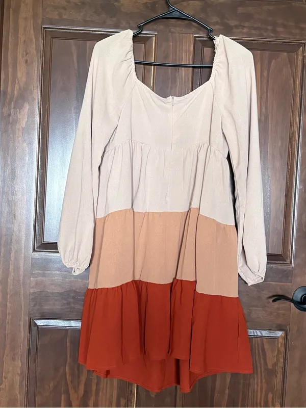 SHEIN Tiered Long-Sleeve Colorblock Dress in Cream, Tan & Rust Size Medium - Image 4