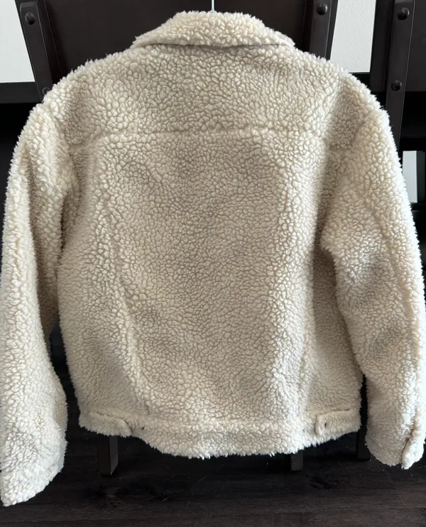 Levi’s Sherpa Trucker Jacket - Image 3