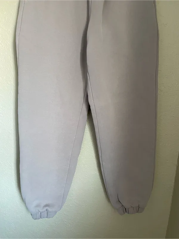 Comfrt Travel Essentials Sweatpants Size Small Bark Beige Zipper Back Pocket - Image 11