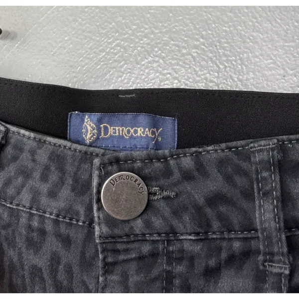 Democracy Jeans Size 6 Absolution Leopard Print Denim Skinny Indie Sleaze Emo - Image 3