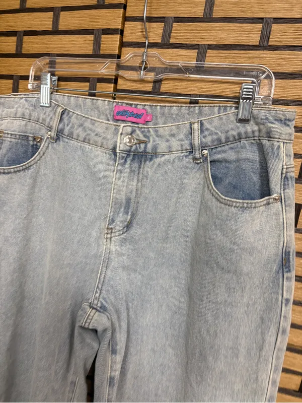 Edikted bow pocket baggy jeans size xl - Image 3