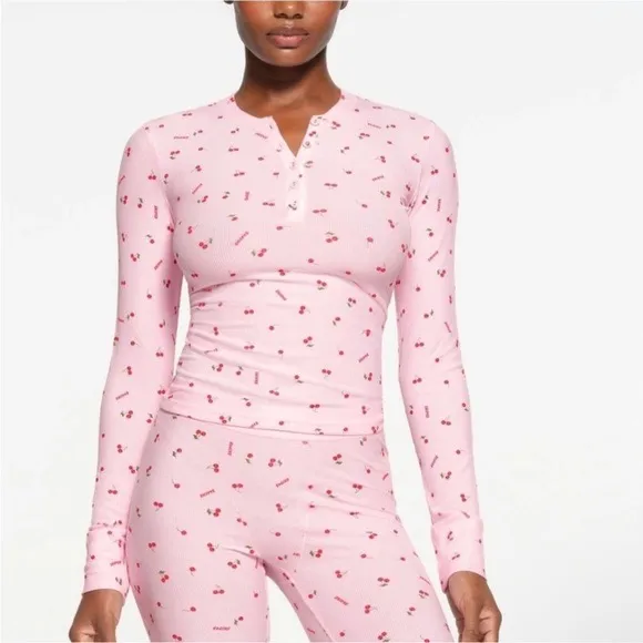 SKIMS Pajama Set - Image 2